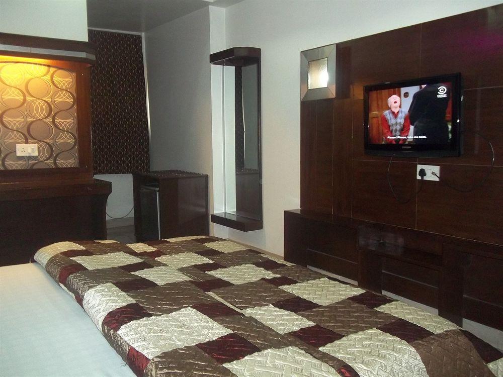 Hotel Mohan International New Delhi Eksteriør billede