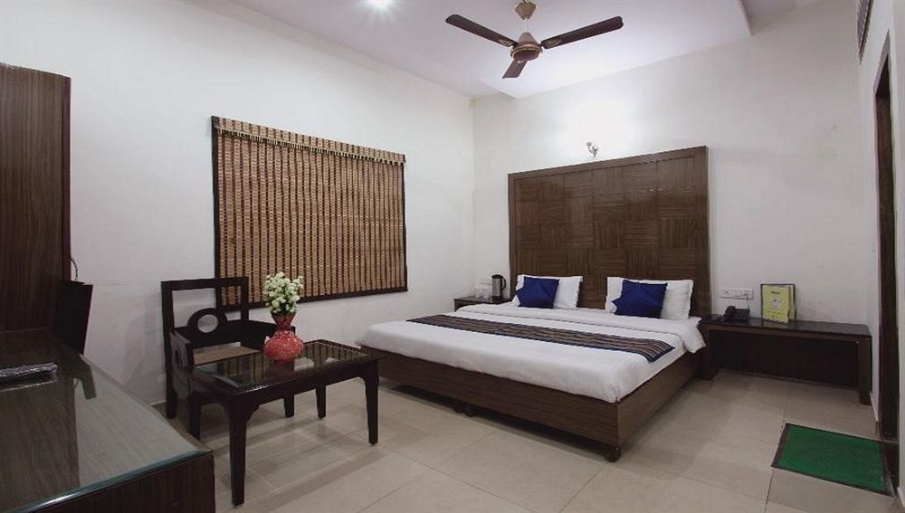 Hotel Mohan International New Delhi Eksteriør billede