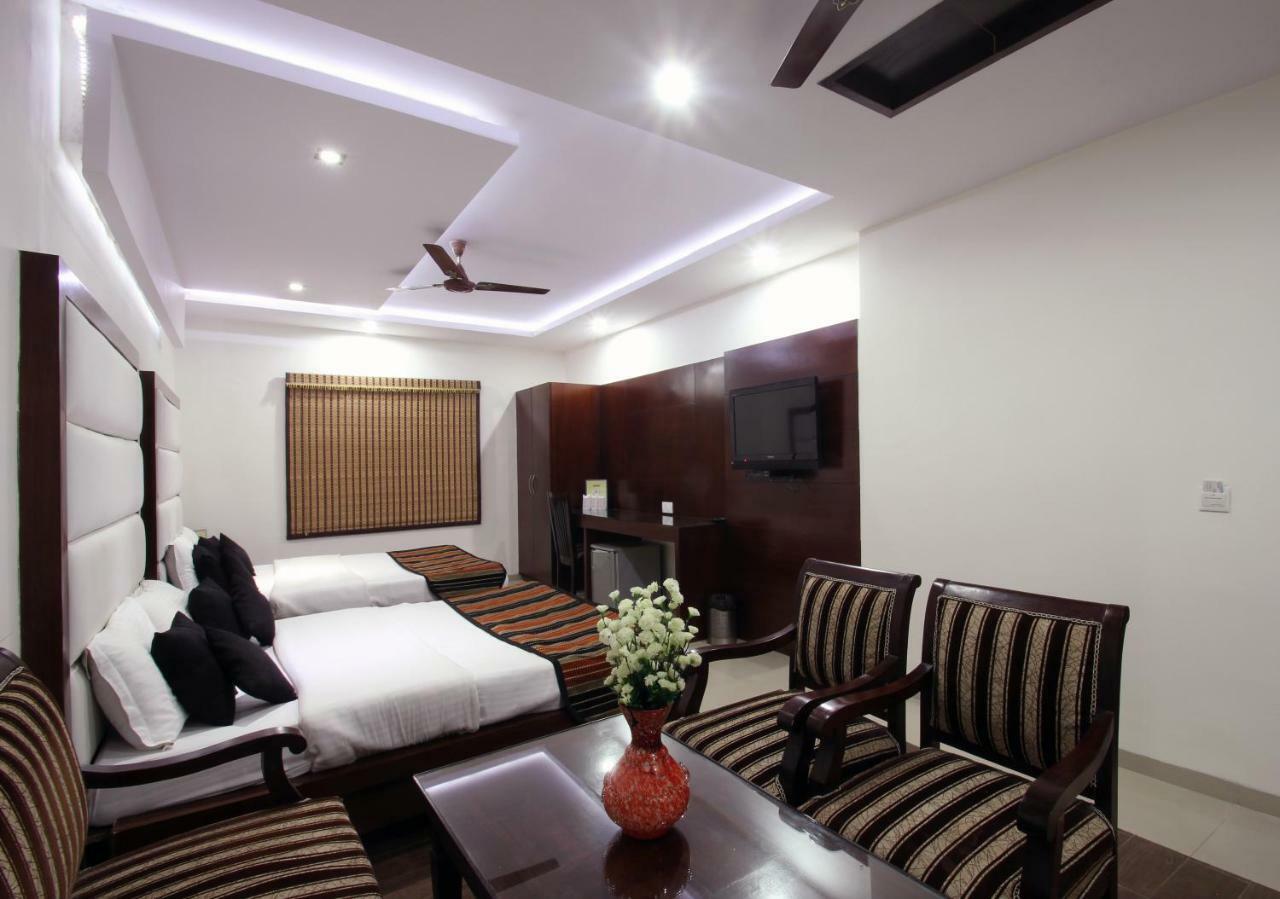 Hotel Mohan International New Delhi Eksteriør billede